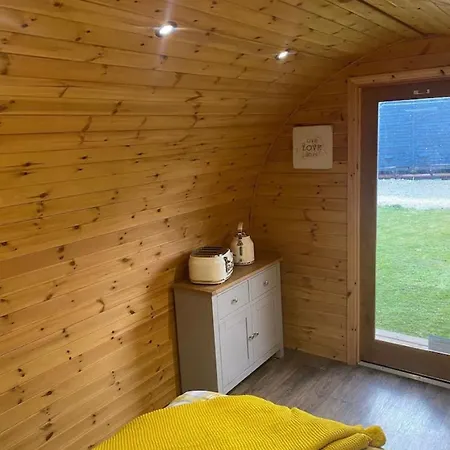 Cosy Glamping Pod Hotel Alford  Exterior photo